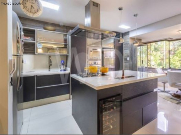 Imagem Imóvel com 3 Quartos à Venda, 314 m² em Jardim Itu - Porto Alegre Imagem Imóvel com 3 Quartos à Venda, 314 m² em Jardim Itu - Porto Alegre