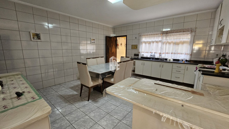 Imagem Casa com 3 Quartos à Venda, 175 m² em Vila América - Santo André Imagem Casa com 3 Quartos à Venda, 175 m² em Vila América - Santo André