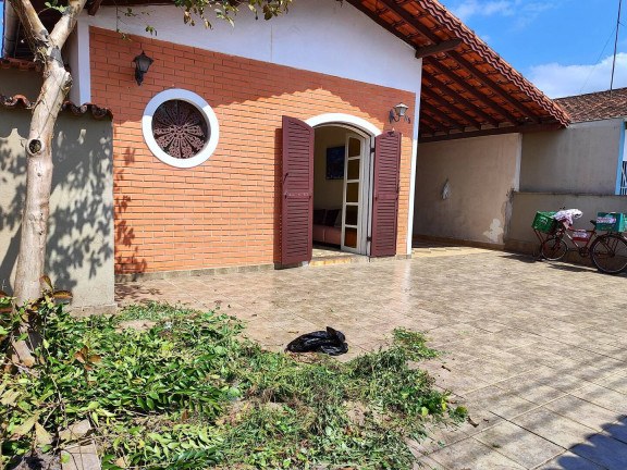 Imagem Casa com 4 Quartos à Venda, 337 m² em Vila Caiçara - Praia Grande Imagem Casa com 4 Quartos à Venda, 337 m² em Vila Caiçara - Praia Grande