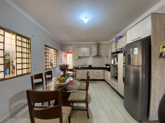 Imagem Casa com 5 Quartos à Venda, 281 m² em Jardim Santa Rosa - Maringá Imagem Casa com 5 Quartos à Venda, 281 m² em Jardim Santa Rosa - Maringá