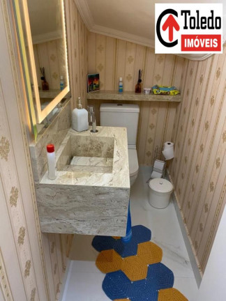 Imagem Casa com 2 Quartos à Venda, 120 m² em Vila Antonieta - São Paulo