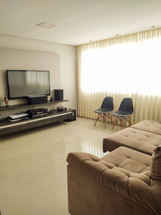 Imagem Casa com 4 Quartos à Venda, 306 m² em Chapada - Manaus