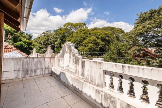 Imagem Casa com 3 Quartos à Venda,  em Menino Deus - Porto Alegre