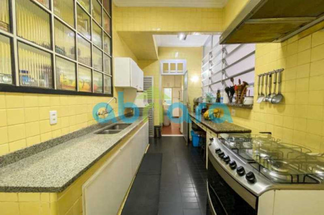 Imagem Apartamento com 4 Quartos à Venda, 353 m² em Copacabana - Rio De Janeiro Imagem Apartamento com 4 Quartos à Venda, 353 m² em Copacabana - Rio De Janeiro