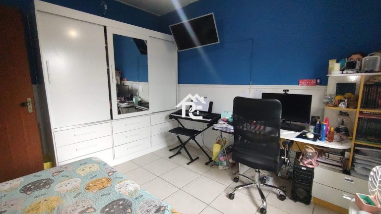 Imagem Casa com 3 Quartos à Venda, 225 m² em Serra Grande - Niterói Imagem Casa com 3 Quartos à Venda, 225 m² em Serra Grande - Niterói
