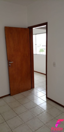 Imagem Apartamento com 2 Quartos à Venda, 47 m² em Serraria - São José