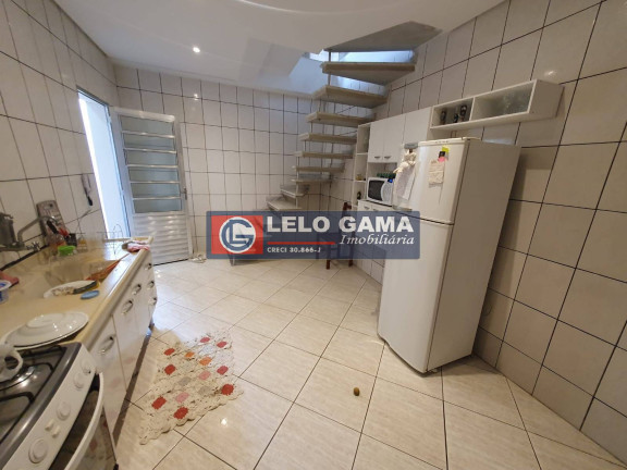 Imagem Casa com 4 Quartos à Venda, 220 m² em Jardim Ana Estela - Carapicuíba