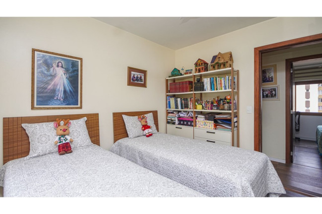 Imagem Apartamento com 3 Quartos à Venda, 120 m² em Menino Deus - Porto Alegre Imagem Apartamento com 3 Quartos à Venda, 120 m² em Menino Deus - Porto Alegre