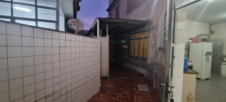 Imagem Casa com 4 Quartos à Venda, 107 m² em Ramos - Rio De Janeiro