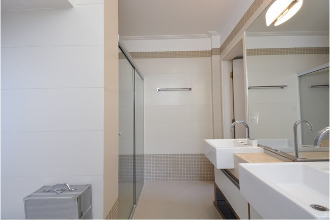 Imagem Apartamento com 3 Quartos à Venda, 180 m² em Santa Cecília - São Paulo Imagem Apartamento com 3 Quartos à Venda, 180 m² em Santa Cecília - São Paulo