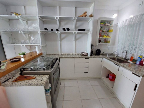Imagem Cobertura com 3 Quartos para Temporada, 170 m² em Bombas - Bombinhas Imagem Cobertura com 3 Quartos para Temporada, 170 m² em Bombas - Bombinhas