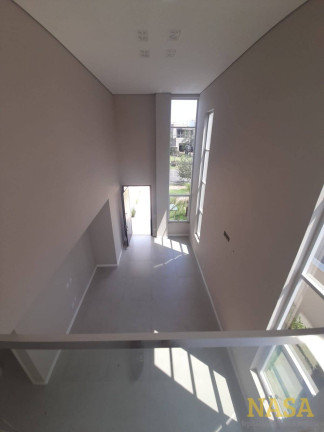 Imagem Casa com 3 Quartos à Venda, 365 m² em Jardim Itália - Cuiabá