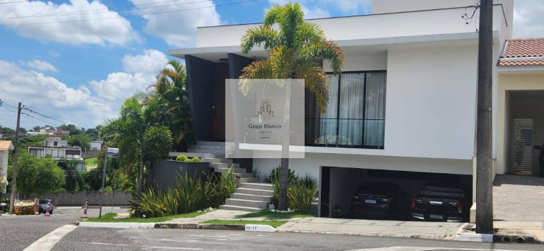 Casa de Condomínio com 4 Quartos à Venda, 430 m²
