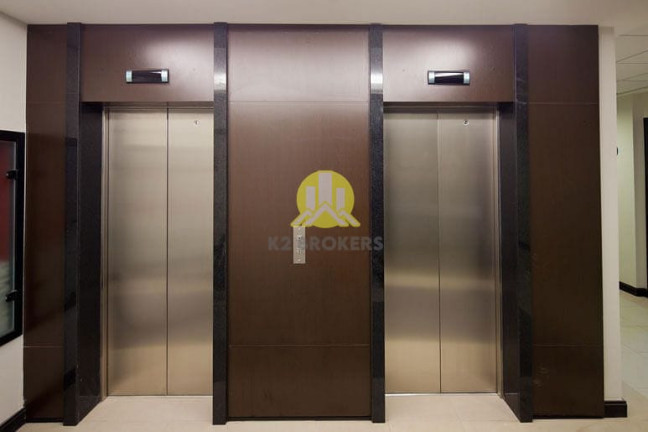 Imagem Sala Comercial à Venda, 327 m² em Centro - Curitiba Imagem Sala Comercial à Venda, 327 m² em Centro - Curitiba