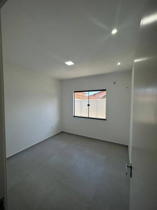 Imagem Casa com 1 Quarto à Venda, 240 m² em Barroco (itaipuaçu) - Maricá Imagem Casa com 1 Quarto à Venda, 240 m² em Barroco (itaipuaçu) - Maricá