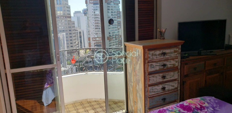 Imagem Apartamento com 3 Quartos à Venda, 200 m² em Vila Nova Conceição - São Paulo