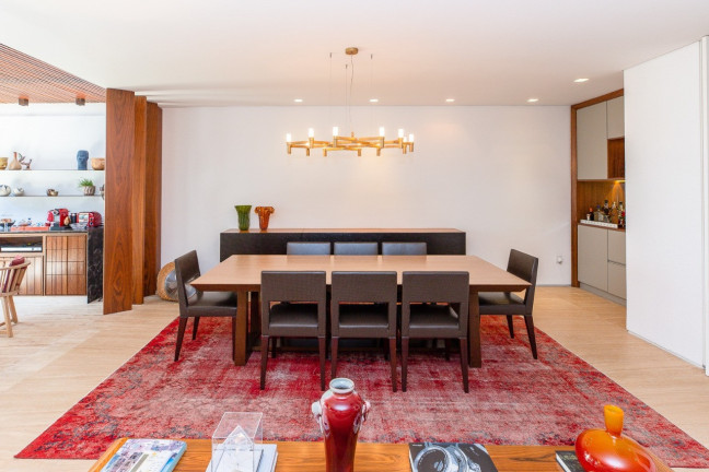 Imagem Casa com 4 Quartos à Venda, em Jardim Paulista - São Paulo Imagem Casa com 4 Quartos à Venda, em Jardim Paulista - São Paulo