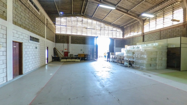 Imagem Galpão para Alugar, 840 m² em Jardim Alvorada - Jandira Imagem Galpão para Alugar, 840 m² em Jardim Alvorada - Jandira