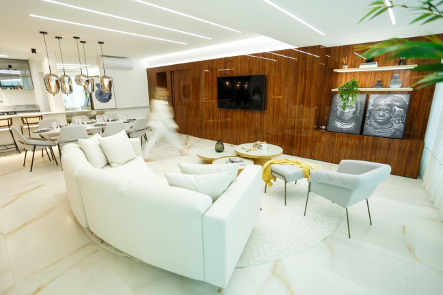 Imagem Apartamento com 4 Quartos à Venda, 207 m² em Centro - Balneário Camboriú Imagem Apartamento com 4 Quartos à Venda, 207 m² em Centro - Balneário Camboriú