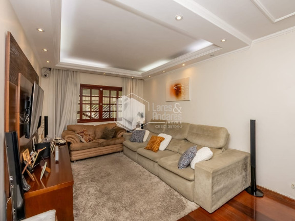 Casa com 3 Quartos à Venda, 180 m² em Vila Marari - São Paulo