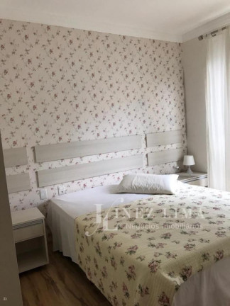 Imagem Imóvel com 3 Quartos para Temporada, 135 m² em Meia Praia - Itapema Imagem Imóvel com 3 Quartos para Temporada, 135 m² em Meia Praia - Itapema