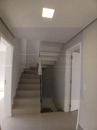 Imagem Casa com 5 Quartos à Venda, 176 m² em Camburi - São Sebastião Imagem Casa com 5 Quartos à Venda, 176 m² em Camburi - São Sebastião