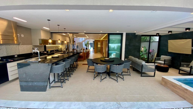 Imagem Casa com 7 Quartos à Venda, 380 m² em Riviera Módulo 16 - Bertioga Imagem Casa com 7 Quartos à Venda, 380 m² em Riviera Módulo 16 - Bertioga
