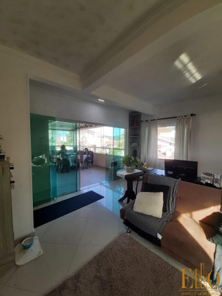 Imagem Casa com 3 Quartos à Venda, 335 m² em Praia Dos Amores - Balneário Camboriú Imagem Casa com 3 Quartos à Venda, 335 m² em Praia Dos Amores - Balneário Camboriú