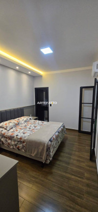 Imagem Casa com 3 Quartos à Venda, 146 m² Imagem Casa com 3 Quartos à Venda, 146 m²