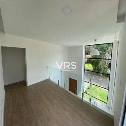 Imagem Casa com 4 Quartos à Venda, 215 m² em Vargem Grande - Teresópolis Imagem Casa com 4 Quartos à Venda, 215 m² em Vargem Grande - Teresópolis