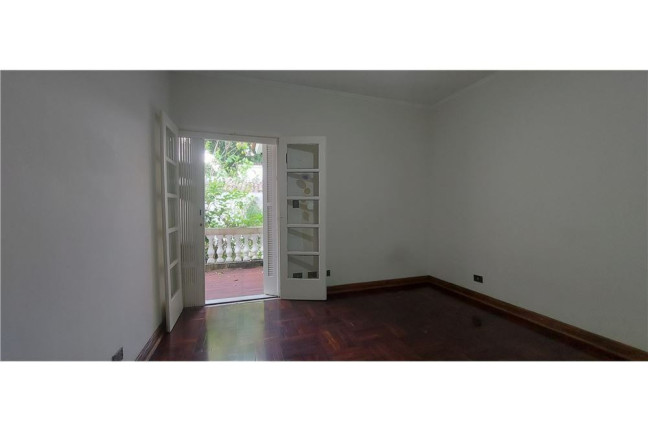 Imagem Casa com 4 Quartos à Venda, em Jardim Marajoara - São Paulo Imagem Casa com 4 Quartos à Venda, em Jardim Marajoara - São Paulo