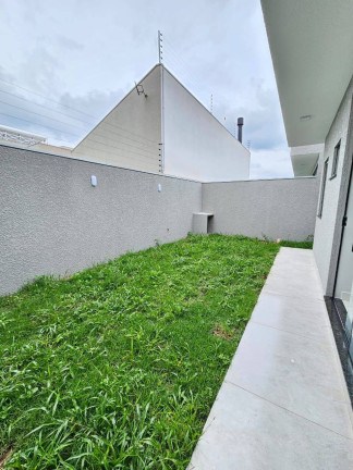Imagem Casa com 3 Quartos à Venda, 100 m² em Cascavel