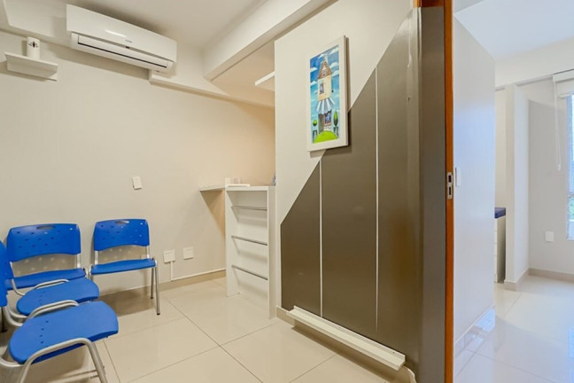 Imagem Sala Comercial à Venda, 34 m² em Petrópolis - Porto Alegre Imagem Sala Comercial à Venda, 34 m² em Petrópolis - Porto Alegre