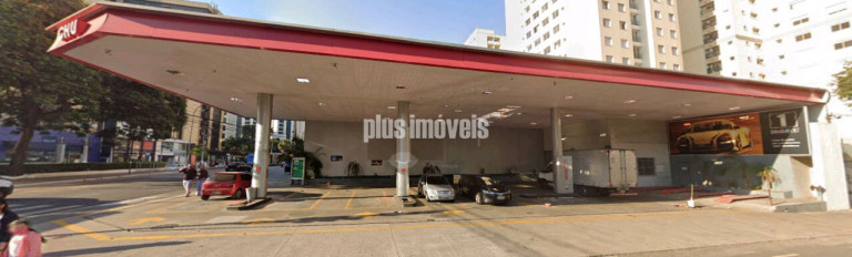 Imóvel Comercial à Venda, 600 m² em Moema - São Paulo
