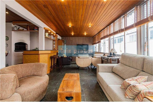 Imagem Apartamento com 1 Quarto à Venda, 218 m² em Higienópolis - Porto Alegre