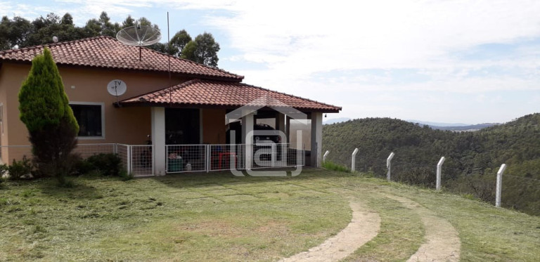 Imagem Imóvel com 3 Quartos à Venda, 20.000 m² em Serra Do Selado (rural) - Poços De Caldas