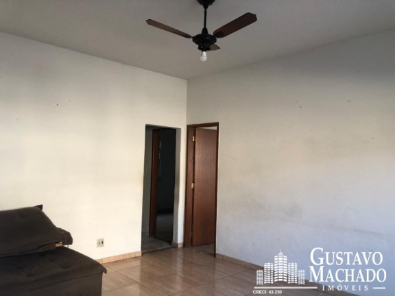 Imagem Casa com 2 Quartos à Venda, 150 m² em Aterrado - Volta Redonda