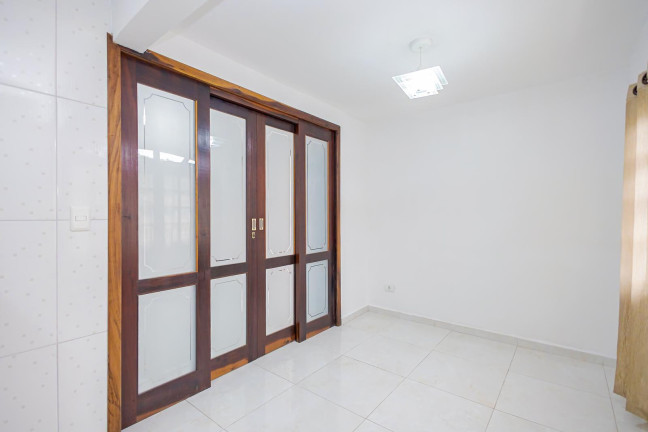 Imagem Casa com 3 Quartos à Venda, 150 m² em Barreirinha - Curitiba Imagem Casa com 3 Quartos à Venda, 150 m² em Barreirinha - Curitiba