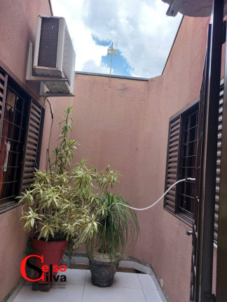 Imagem Casa com 3 Quartos à Venda, 204 m² em Jardim Santa Helena - Maringá