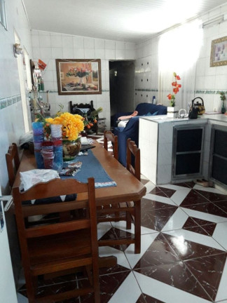 Imagem Casa com 2 Quartos à Venda, 297 m² em Jardim Regina - Pindamonhangaba Imagem Casa com 2 Quartos à Venda, 297 m² em Jardim Regina - Pindamonhangaba