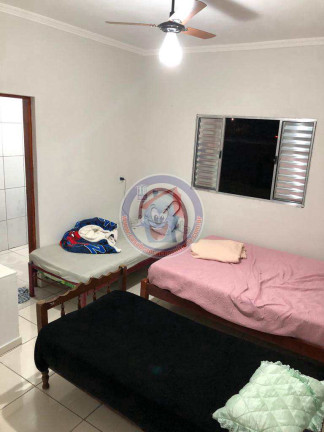 Imagem Casa com 4 Quartos à Venda, 84 m² em Solemar - Praia Grande Imagem Casa com 4 Quartos à Venda, 84 m² em Solemar - Praia Grande