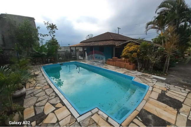 Casa com 3 Quartos à Venda, 450 m² em Retiro São Joaquim - Itaboraí
