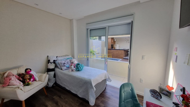 Imagem Casa com 3 Quartos à Venda, 195 m² em Pedra Branca - Palhoça Imagem Casa com 3 Quartos à Venda, 195 m² em Pedra Branca - Palhoça