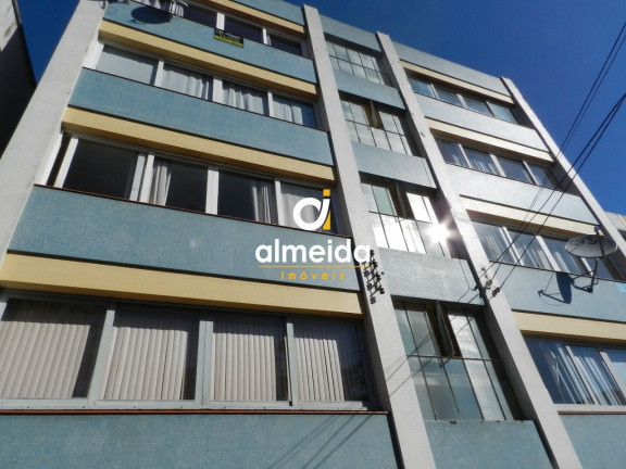 Apartamento com 3 Quartos à Venda, 80 m² em Centro - Santa Maria