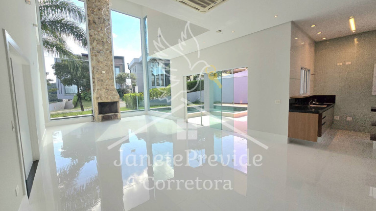 Casa de Condomínio com 4 Quartos para Alugar, 420 m² em Cidade Tamboré - Santana De Parnaíba