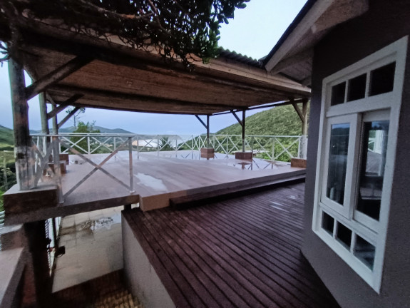 Imagem Imóvel com 3 Quartos à Venda, 350 m² em Praia Da Silveira - Garopaba