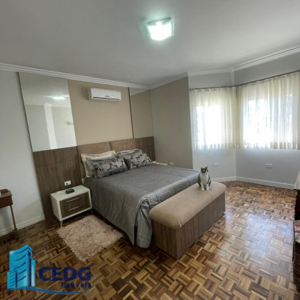 Imagem Casa com 3 Quartos à Venda, 396 m² em Boqueirão - Curitiba Imagem Casa com 3 Quartos à Venda, 396 m² em Boqueirão - Curitiba