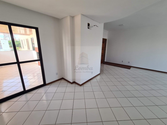 Imagem Imóvel com 3 Quartos à Venda, 185 m² em Araés - Cuiabá