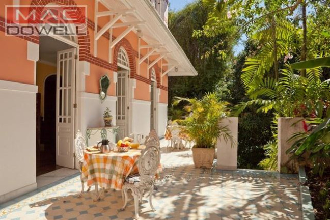 Imagem Casa com 4 Quartos à Venda, 450 m² em Santa Teresa / Rio De Janeiro / Rj - Rio De Janeiro Imagem Casa com 4 Quartos à Venda, 450 m² em Santa Teresa / Rio De Janeiro / Rj - Rio De Janeiro