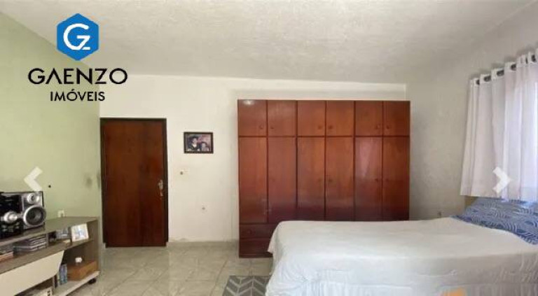 Imagem Sobrado com 3 Quartos à Venda, 257 m² em Ayrosa - Osasco